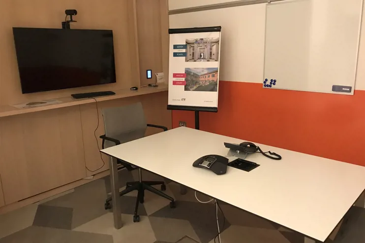 Hopper Meeting Room